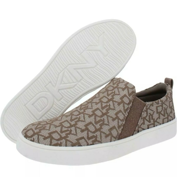 DKNY Girls Cam Gore Casual and Fashion Sneakers  size 3 & 5 - Picture 1 of 3